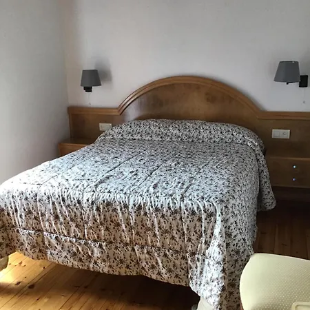 Cal Ramundaina Kır Evi *